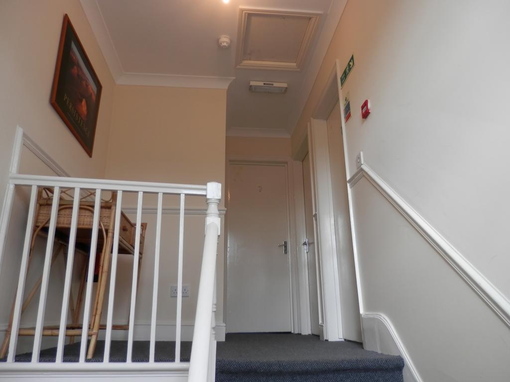 Shamrock Guest House Gravesend Exterior photo